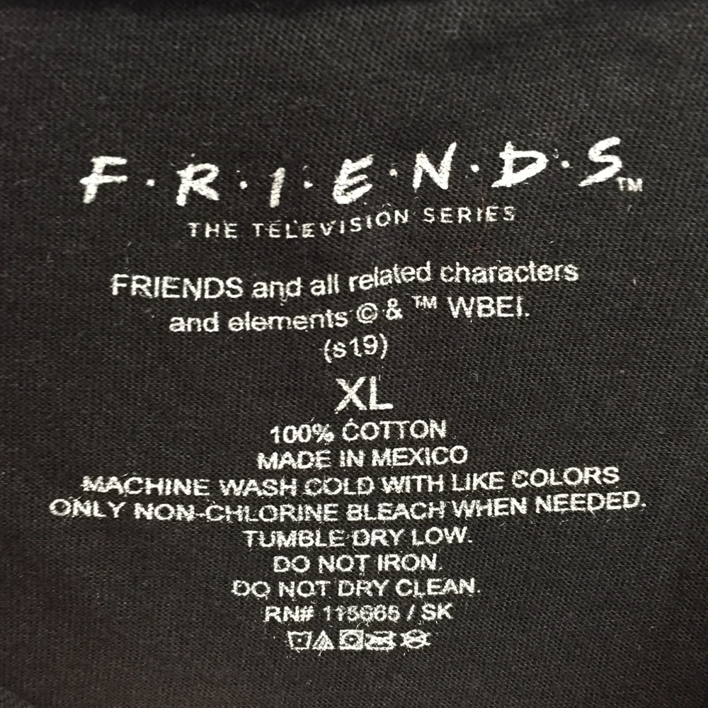 🐞Friends Tee Shirt EUC Size XLG - Picture 4 of 4
